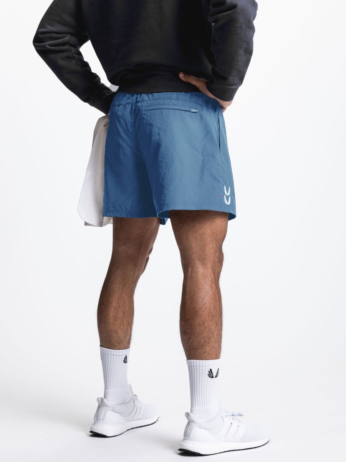 d817e40f-f963-49d3-8af1-bef6ec4d669a-Max