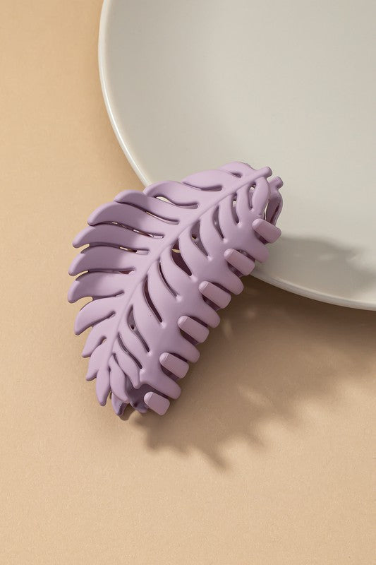 Feather shape hair claw clip