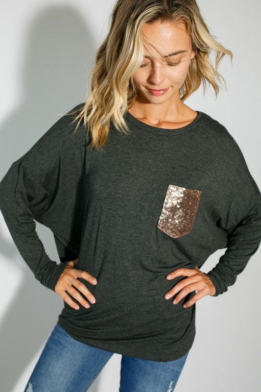 PLUS SEQUENCE POCKET DOLMAN SL TOP